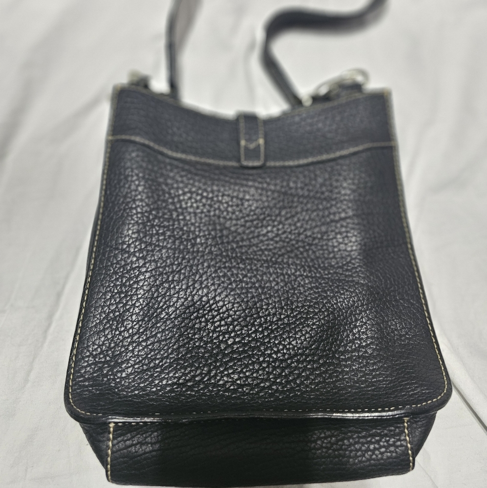 Vintage Dooney & Bourke Black Pebble Grain Leather Bag with Silver Accent - Picture 5 of 9